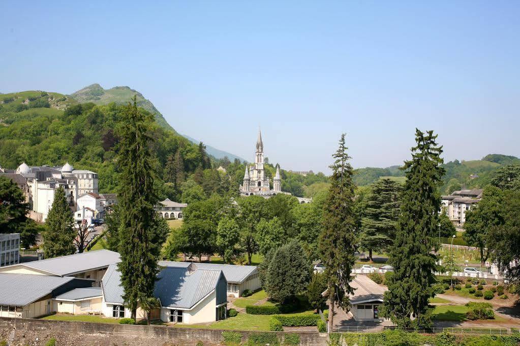 Hotel Montfort Лурд Екстер'єр фото
